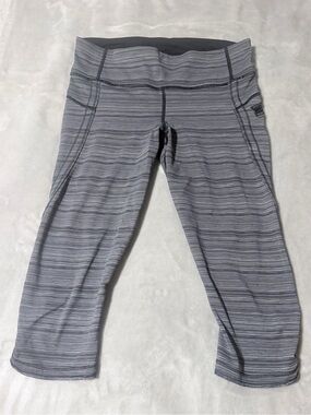 lululemon athletica Gray Striped Crop Leggings